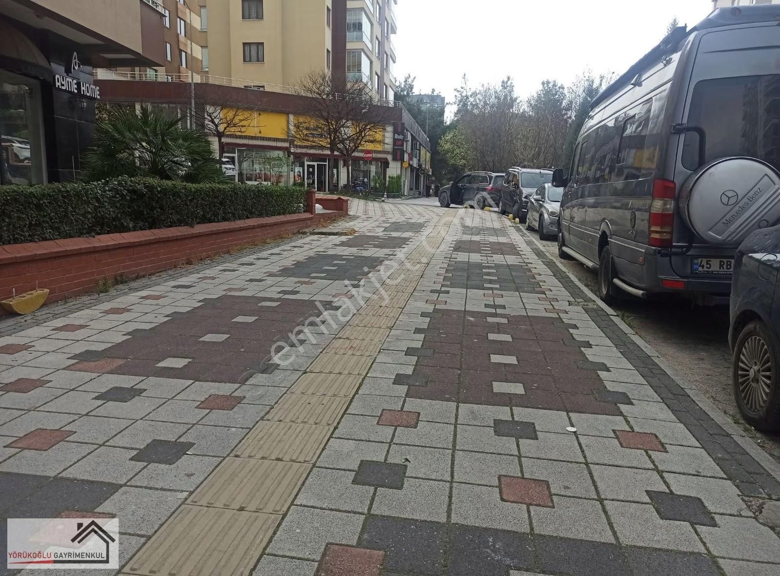 İsmetiye Caddesine Cephe Harika Lokasyonda Kiralık Dükkan - Görsel 26