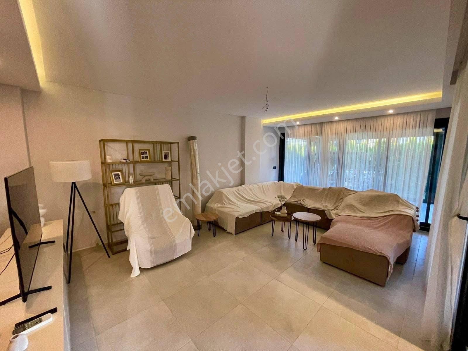 Sahil Siteleri Denize Yakın Tek Müstakil Villa 3+1 - Görsel 12