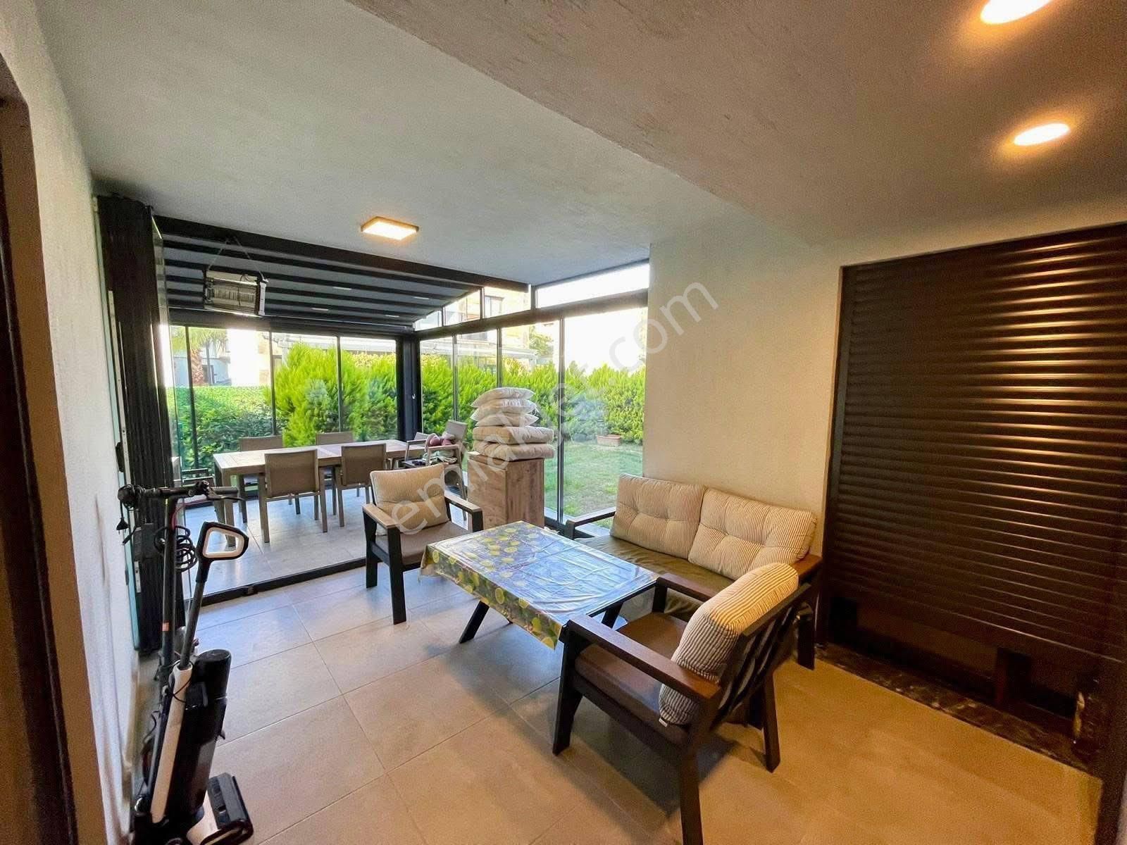 Sahil Siteleri Denize Yakın Tek Müstakil Villa 3+1 - Görsel 11