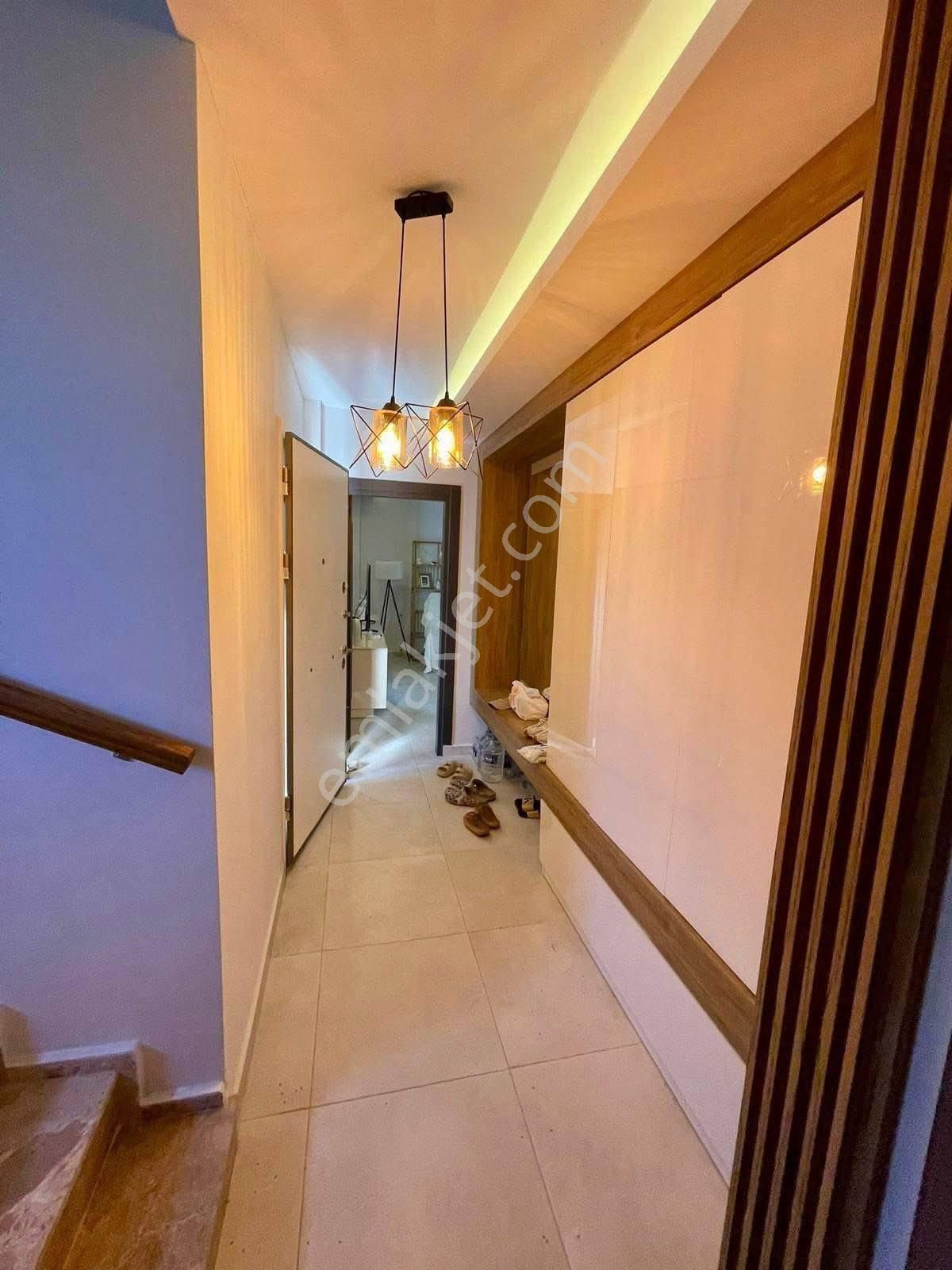 Sahil Siteleri Denize Yakın Tek Müstakil Villa 3+1 - Görsel 21