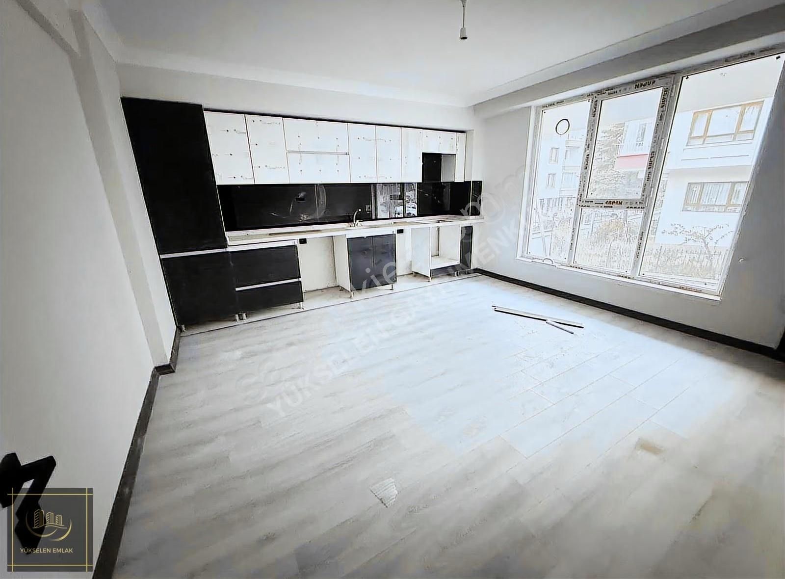 Battalgazi Mah De Merkezi Konumda Y.giriş 2+0 Satılık Daire