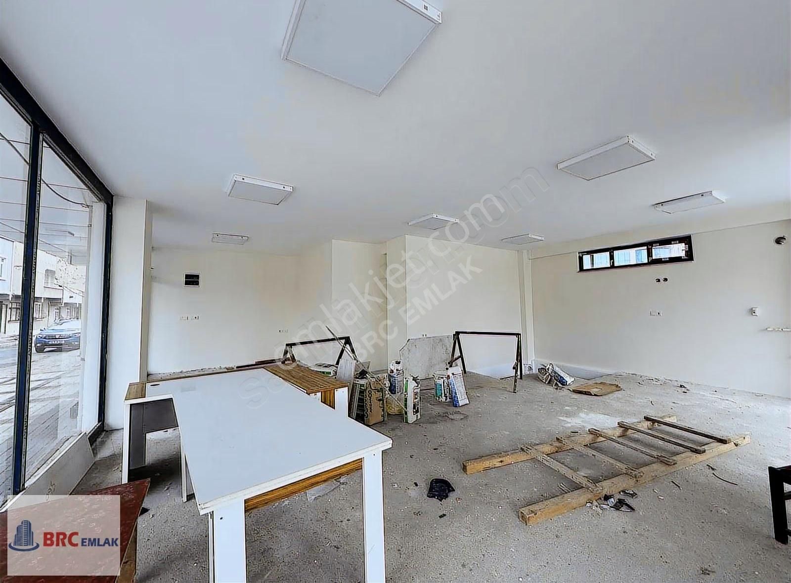 Bağcılar Mahmutbey Ordu Caddesin Komple Sıfır Kiralık Köşe Bina - Görsel 10