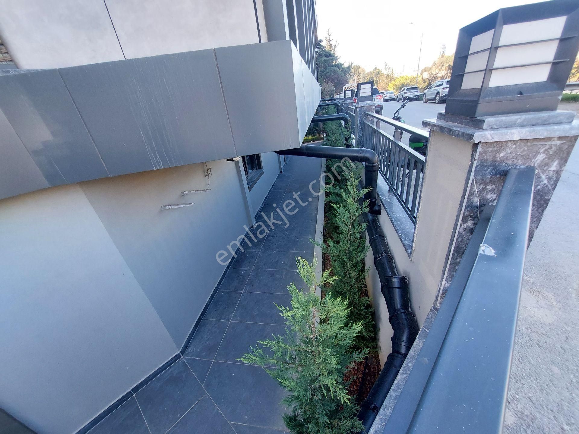 Maltepe Küçükyalı 'da Böyle Konum Ve Kalitede 2+1 Yok - Görsel 23