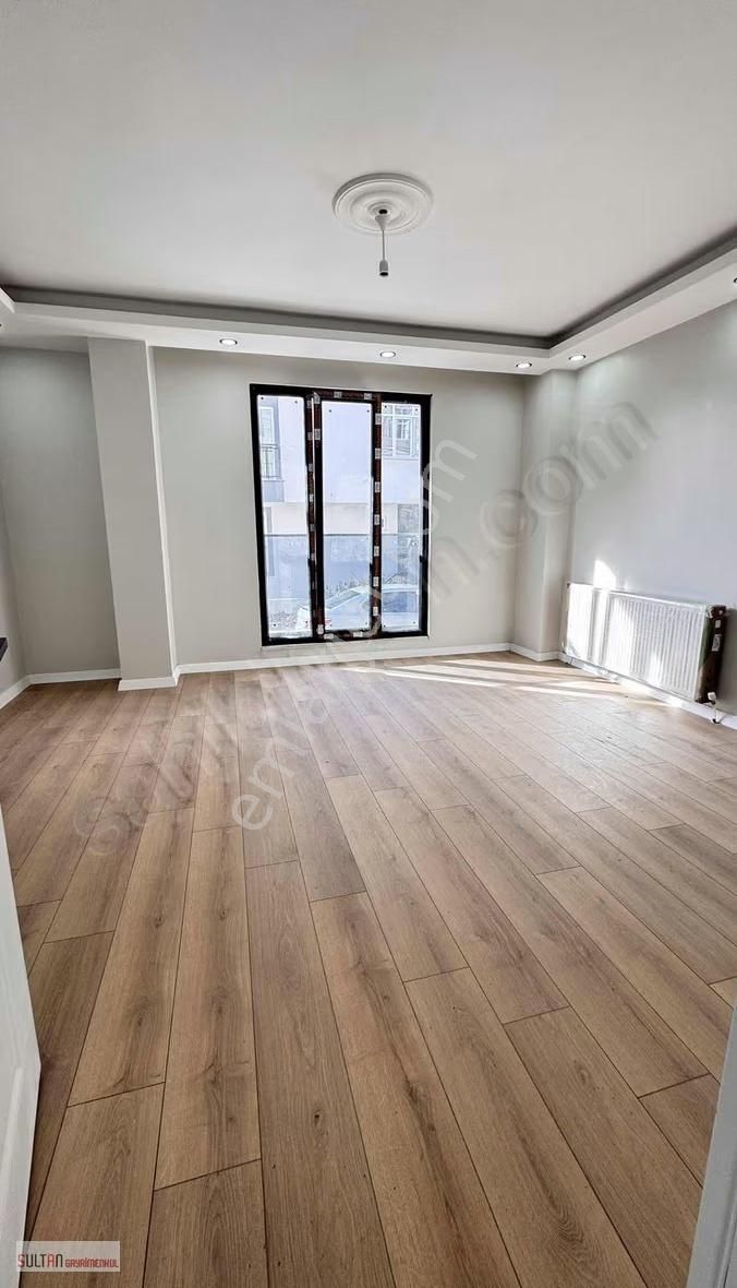 Sultan Gayrimenkulden Bağlarbaşı Okuluna Ykn 3+1 Y.giriş