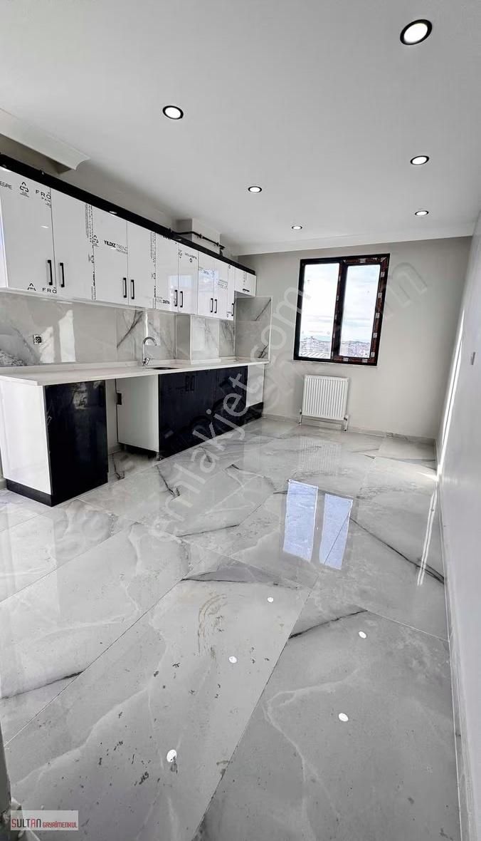 Sultan Gayrimenkulden Bağlarbaşı Okuluna Ykn 3+1 Orta Kat - Görsel 3