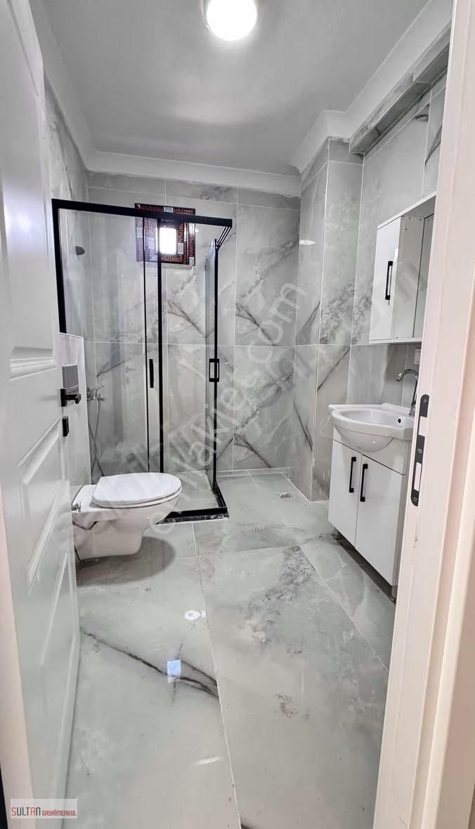 Sultan Gayrimenkulden Bağlarbaşı Okuluna Ykn 3+1 Orta Kat - Görsel 9