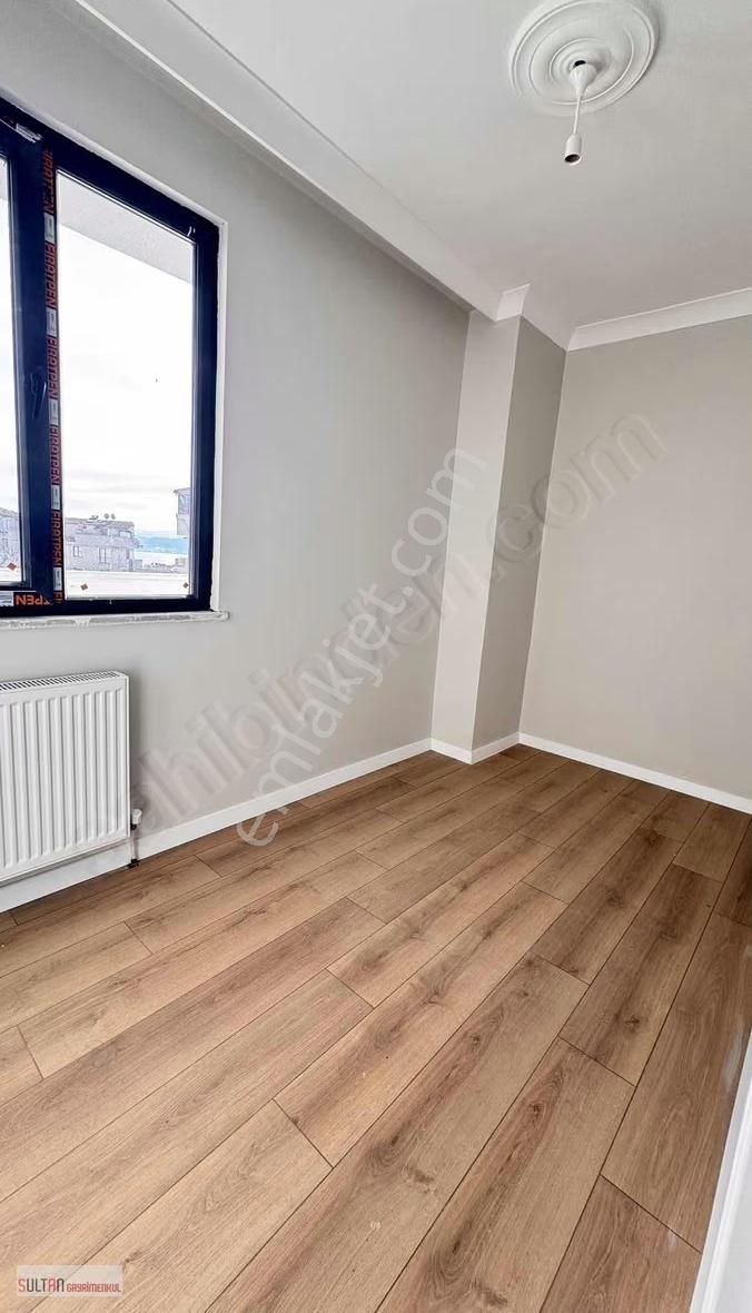 Sultan Gayrimenkulden Bağlarbaşı Okuluna Ykn 3+1 Orta Kat - Görsel 11