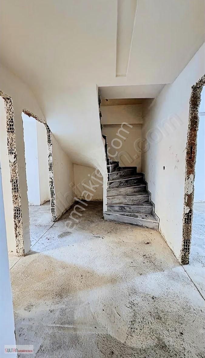 Sultan Gayrımenkul'den Tuzla Cd Yakın 3 + 1 Bahçe Dubleks - Görsel 9