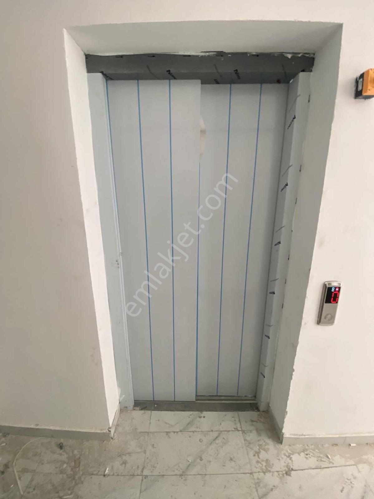 Asil Emlak'tan 1+1 Ara Kat Caddeye Yakın Satılık Sıfır Daire - Görsel 10