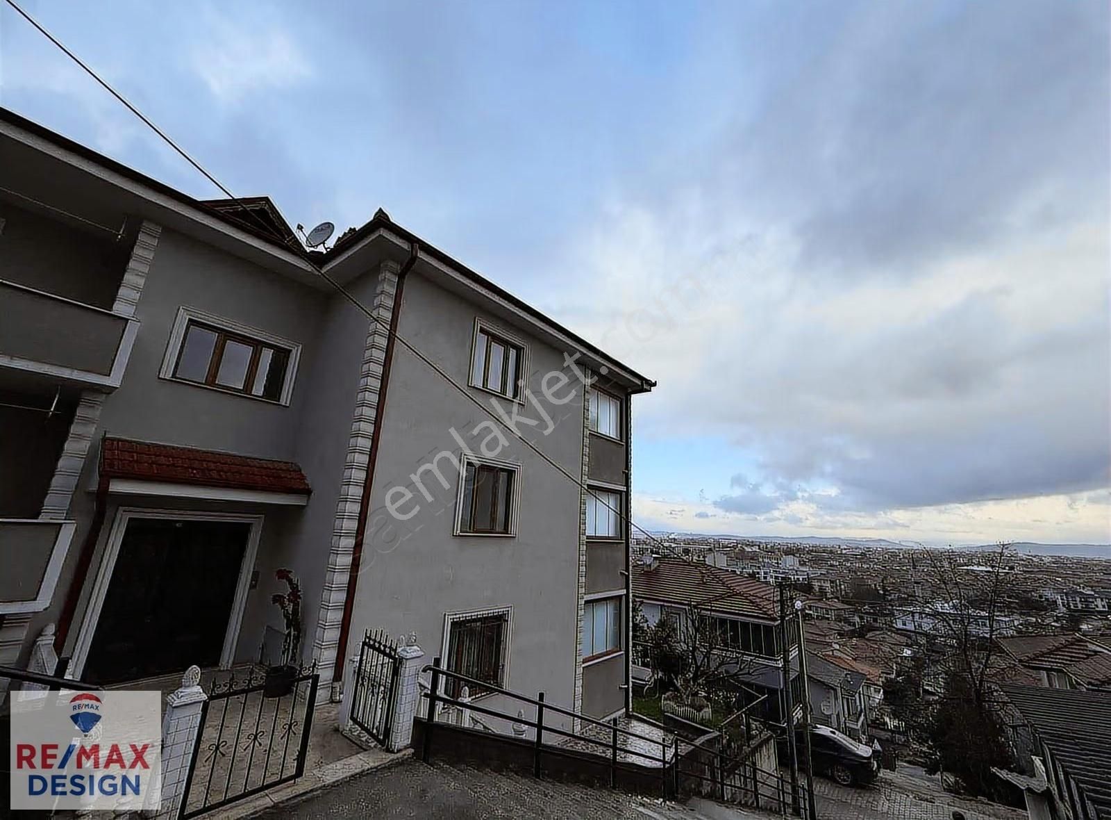 Erenler Bağlarda Kiralık 3+1 Kiralık Daire - Görsel 10