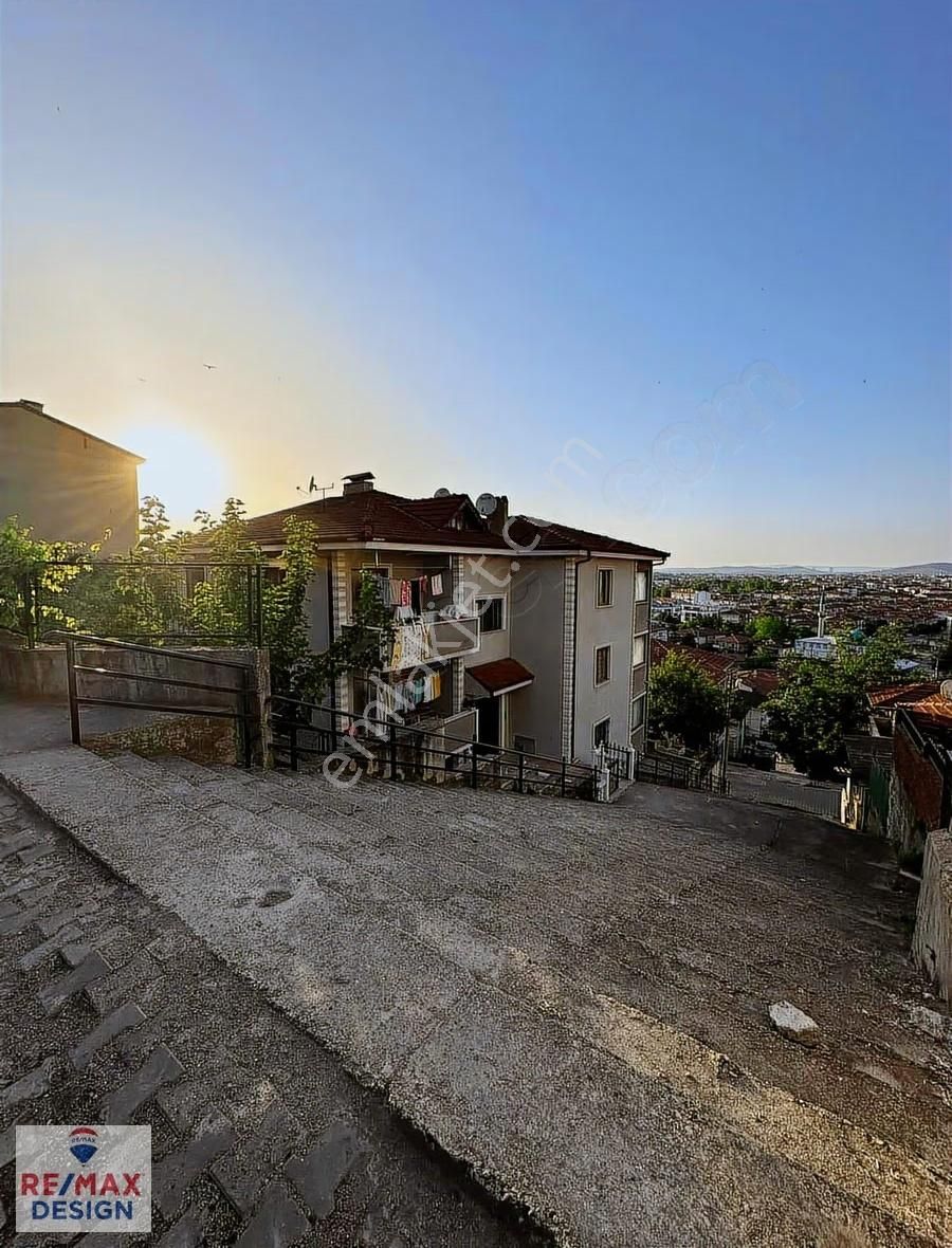 Erenler Bağlarda Kiralık 3+1 Kiralık Daire - Görsel 22