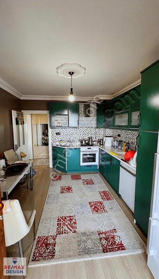 Erenler Bağlarda Kiralık 3+1 Kiralık Daire - Görsel 9