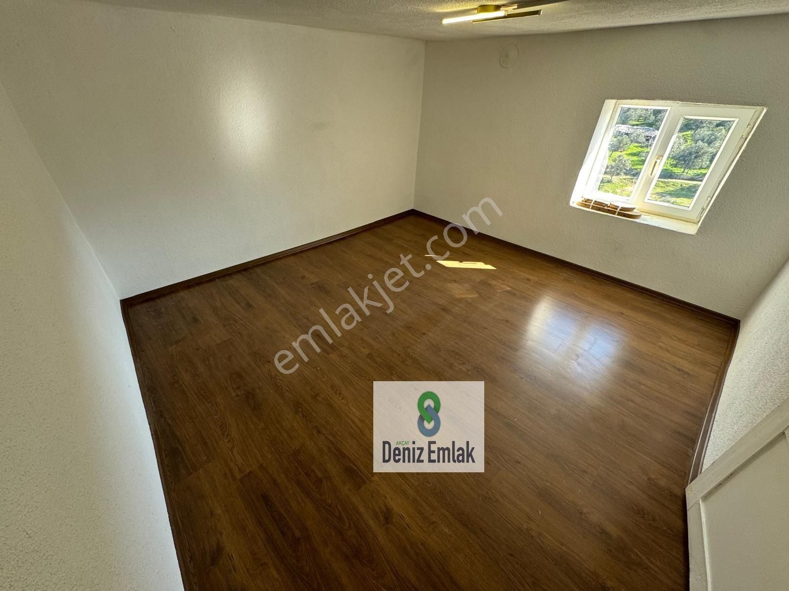 Denizden Burhaniye Bahadınlıda 450 M2 Arsa İçinde Satılık 2+1 Köy Evi. - Görsel 4