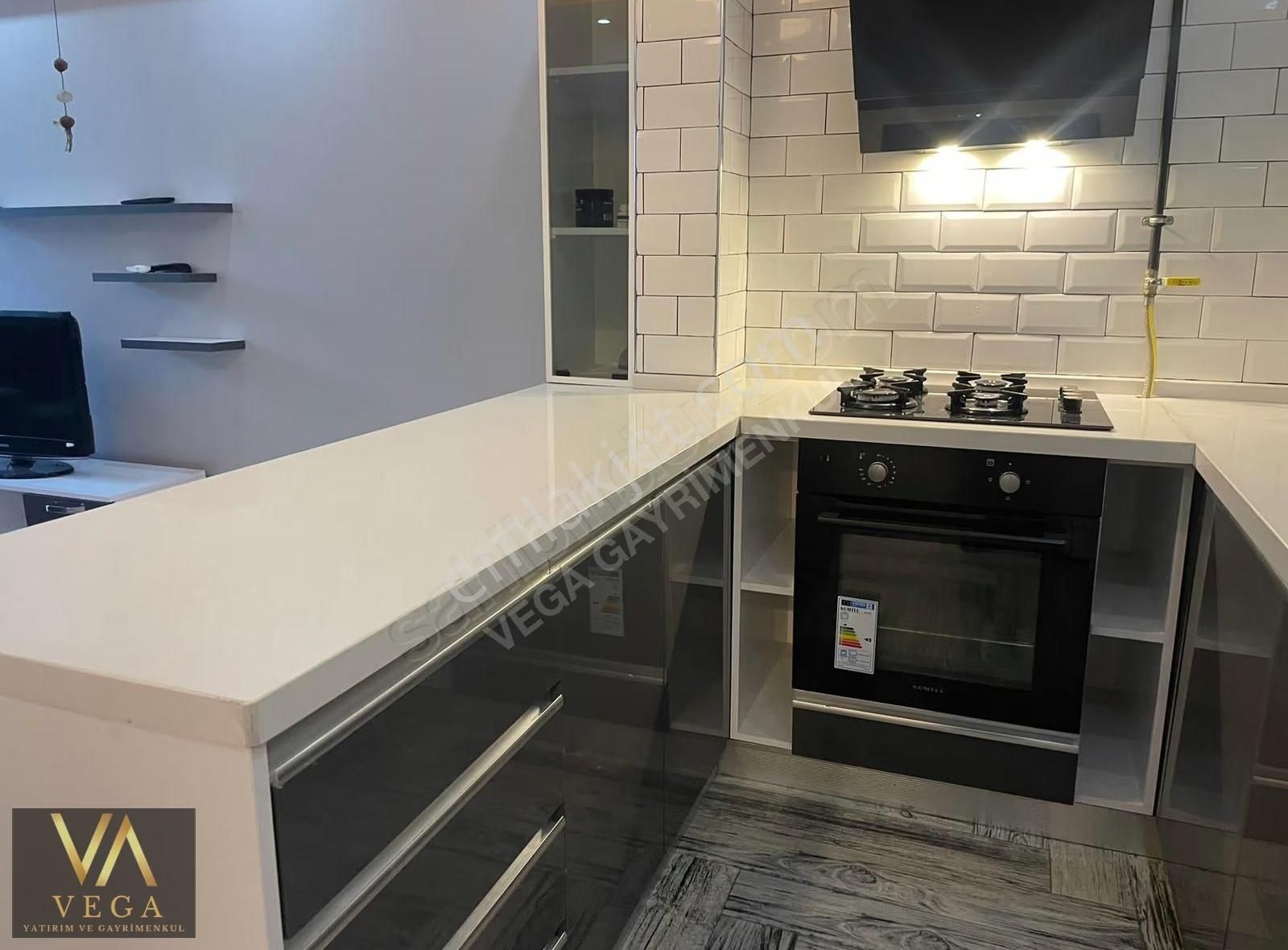 Muradiye Villalar Bölgesi 1+1 Site İçi Geniş Balkonlu Daire - Görsel 15