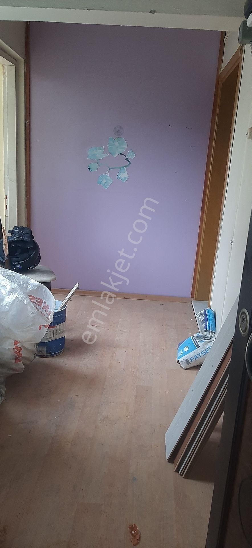 Karabaglar Selvili Mahalleside Kiralık 2+1 Daire - Görsel 4