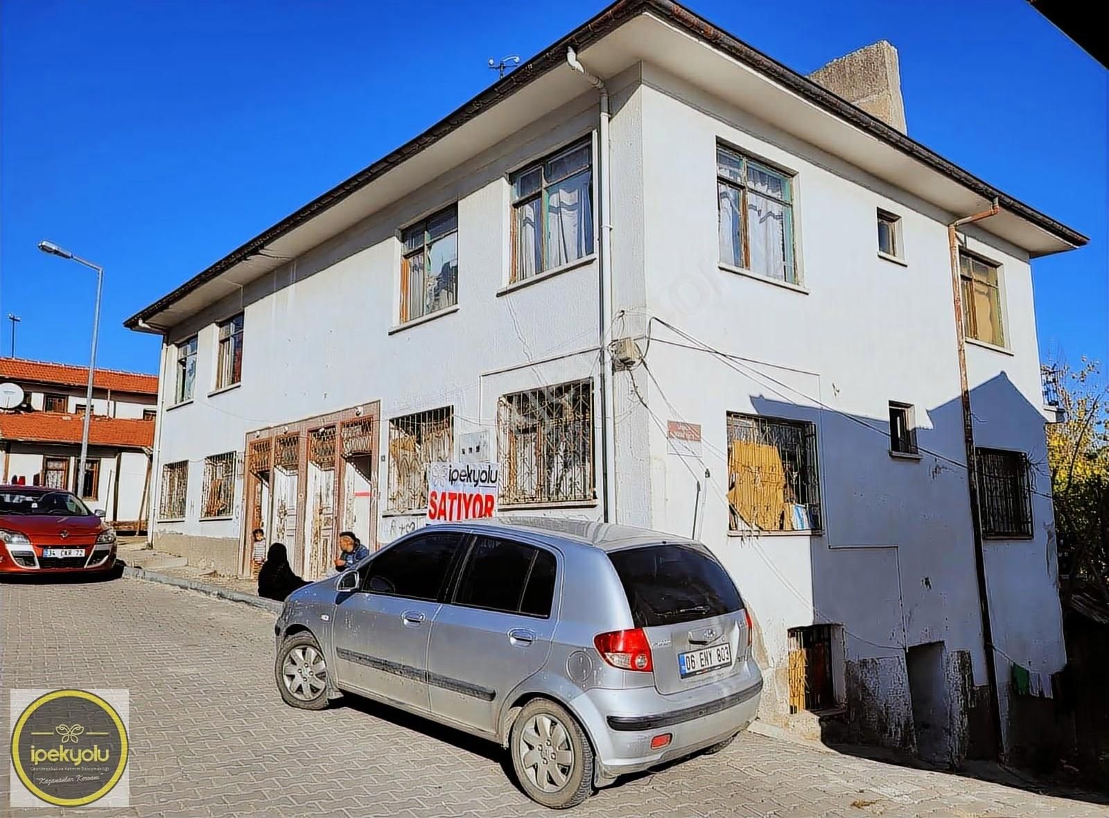 İpekyolu Gayrimenkulden Rüstempaşada Komple Satılık Müstakil Ev