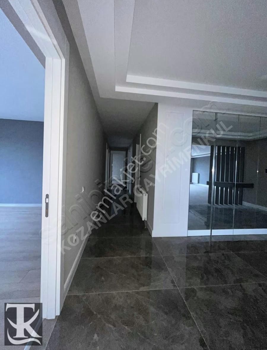 Çift Bloklu Sitede 4+1 Saunalı Ada Mutfaklı Lüx Satılık Daire - Görsel 34