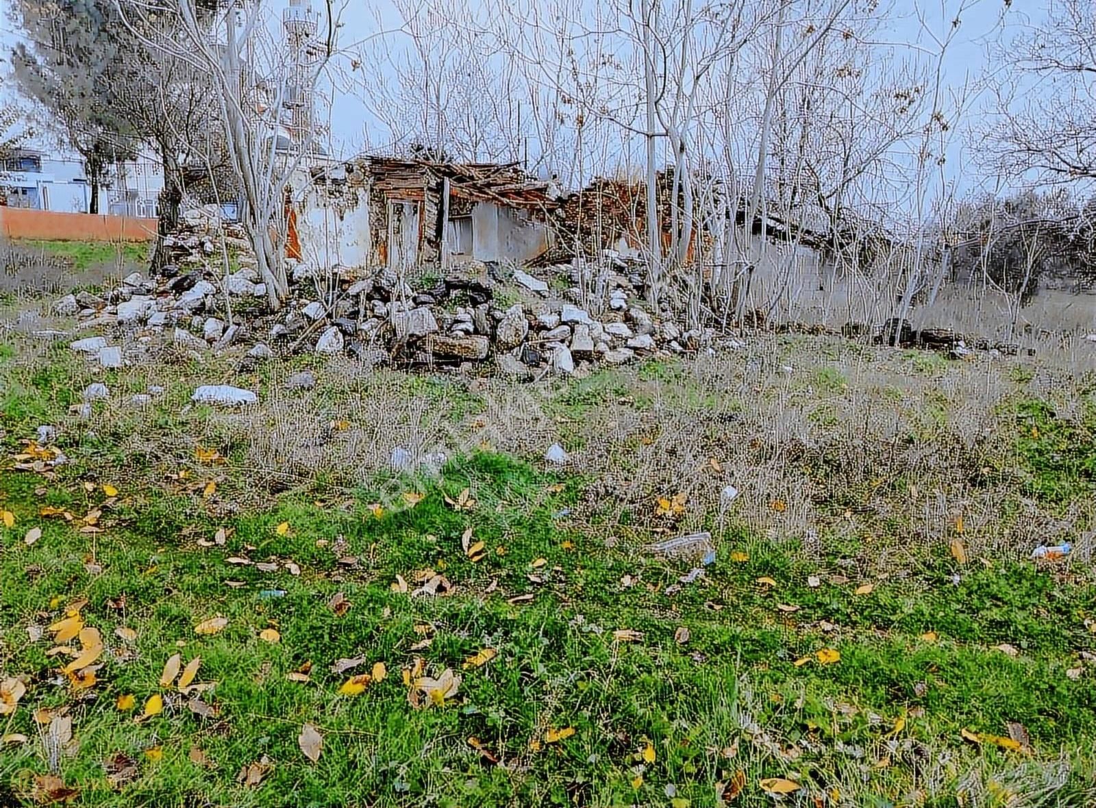 Çanakkale Civler Köyünde Müstakil Tapulu Köy Evi Arsası - Görsel 2