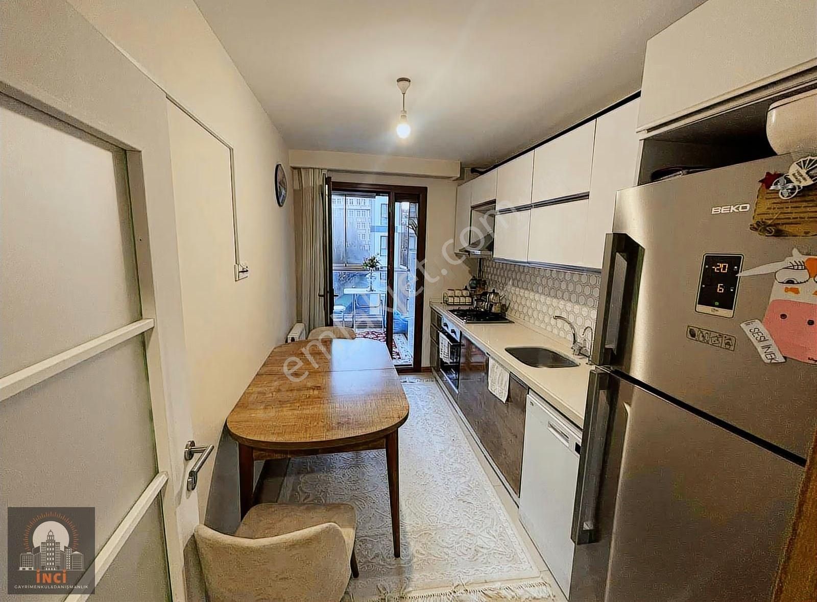 Mahmutbey Metro İstasyonu Yakınında Lüx 3 Cepheli Köşe Site - Görsel 19