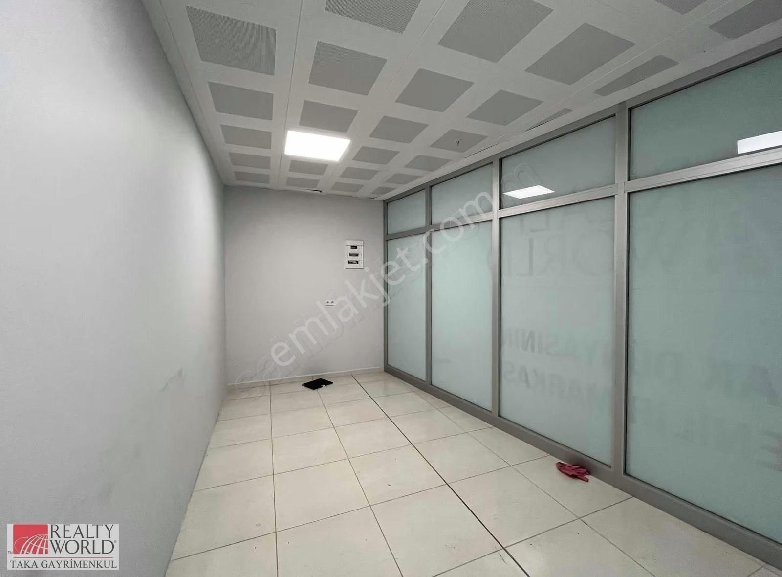 Pazarkapıda Merkezi Konumda Dükkan & Ofis - Görsel 8