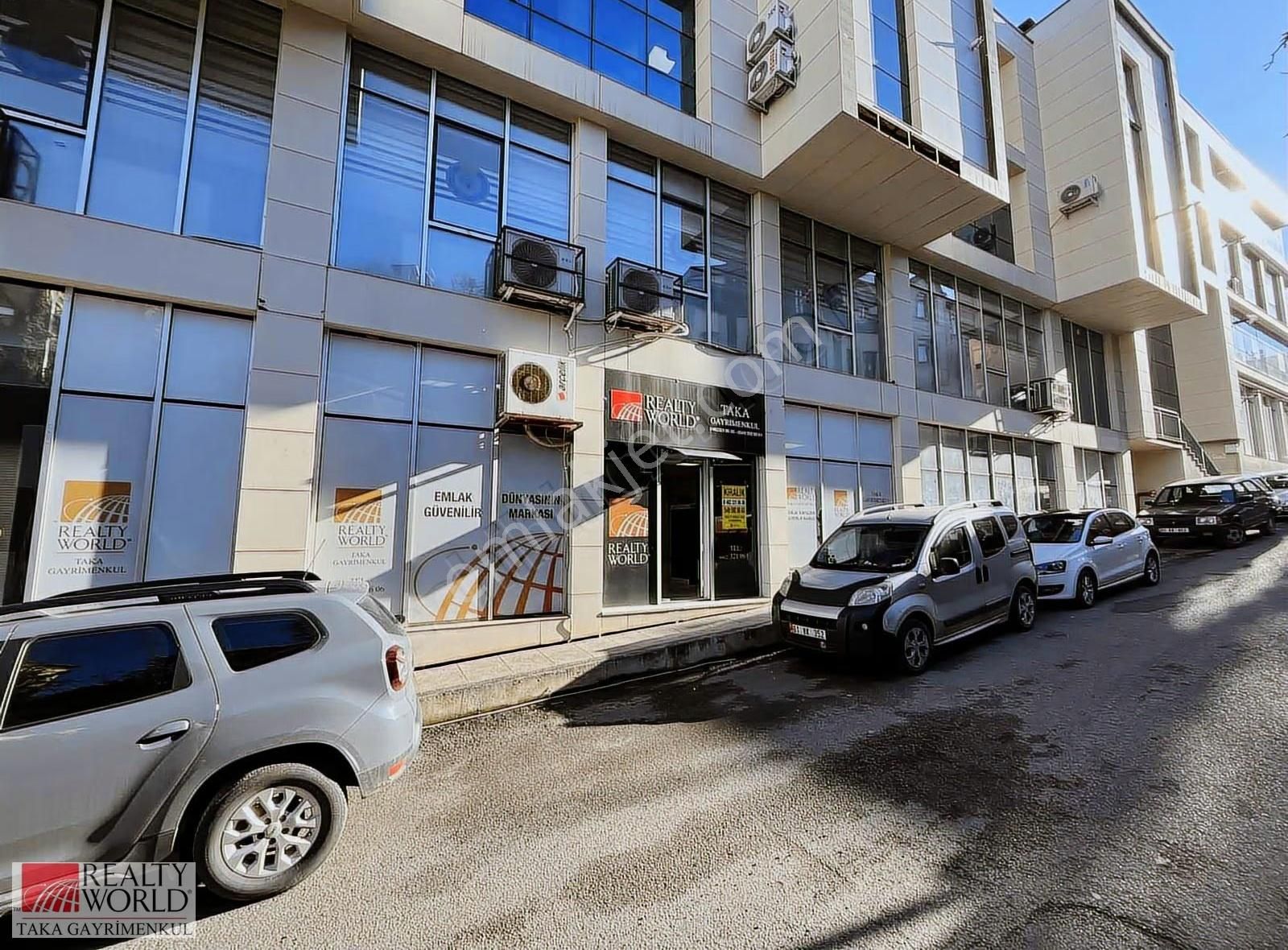 Pazarkapıda Merkezi Konumda Dükkan & Ofis - Görsel 9