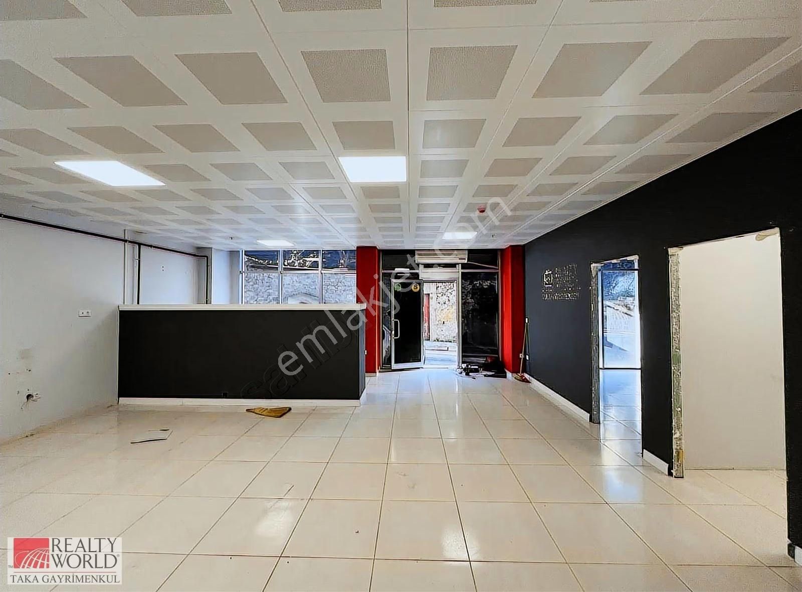 Pazarkapıda Merkezi Konumda Dükkan & Ofis - Görsel 4