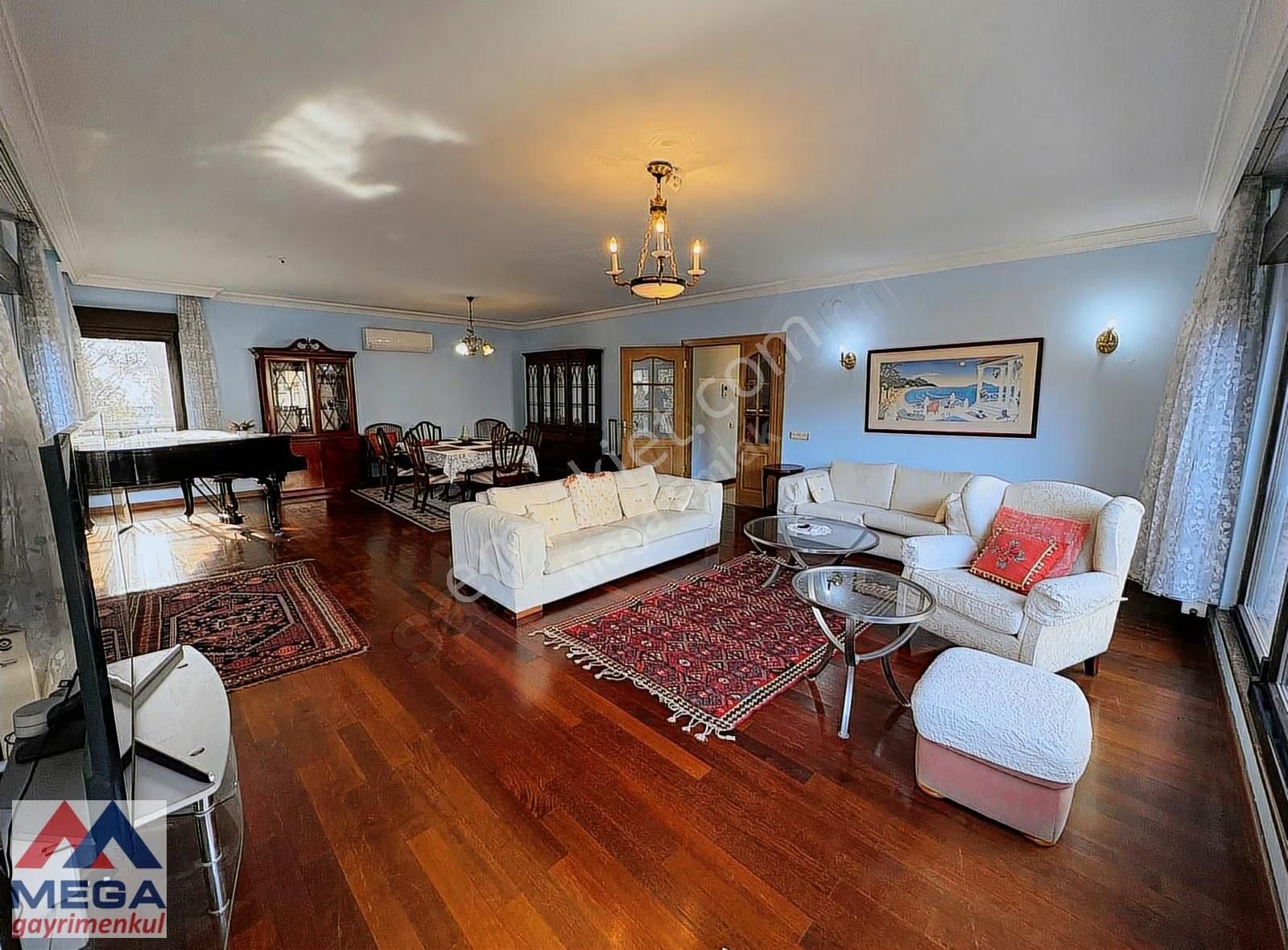 Fenerbahçe Dalyan Kulüp Karşısında 4+1 Kiralık Az Katlı Bina