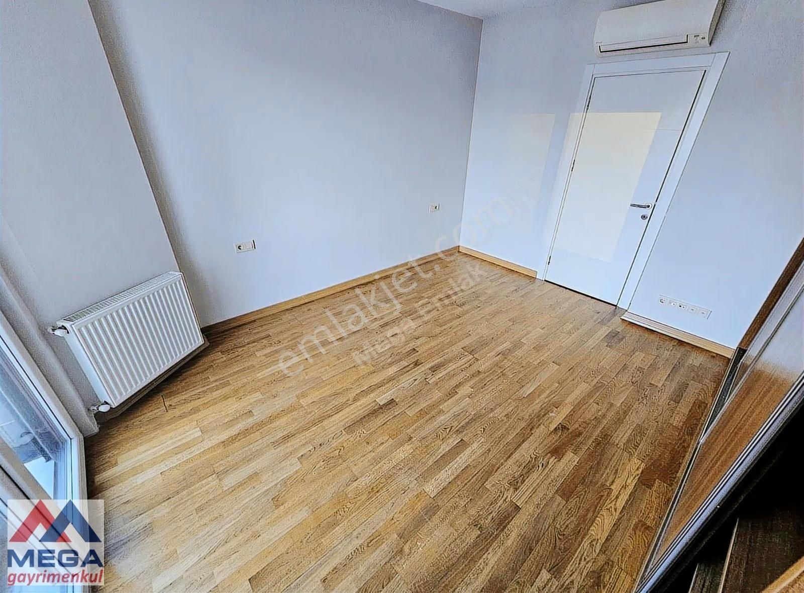 Mega'dan Yetkili Fenerbahçe De 130m2 3+1 Balkonlu Ferah Kiralık - Görsel 8