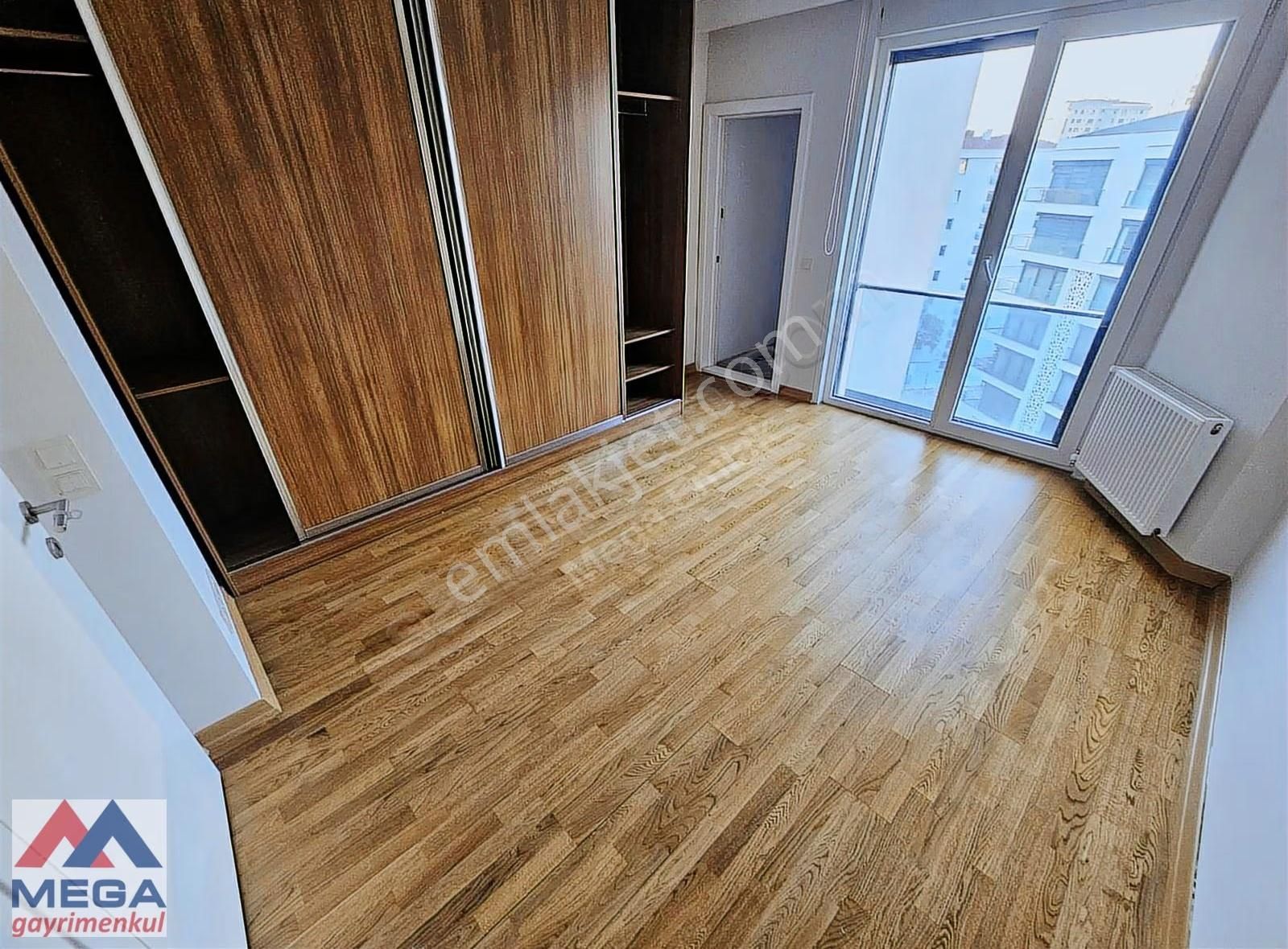 Mega'dan Yetkili Fenerbahçe De 130m2 3+1 Balkonlu Ferah Kiralık - Görsel 13