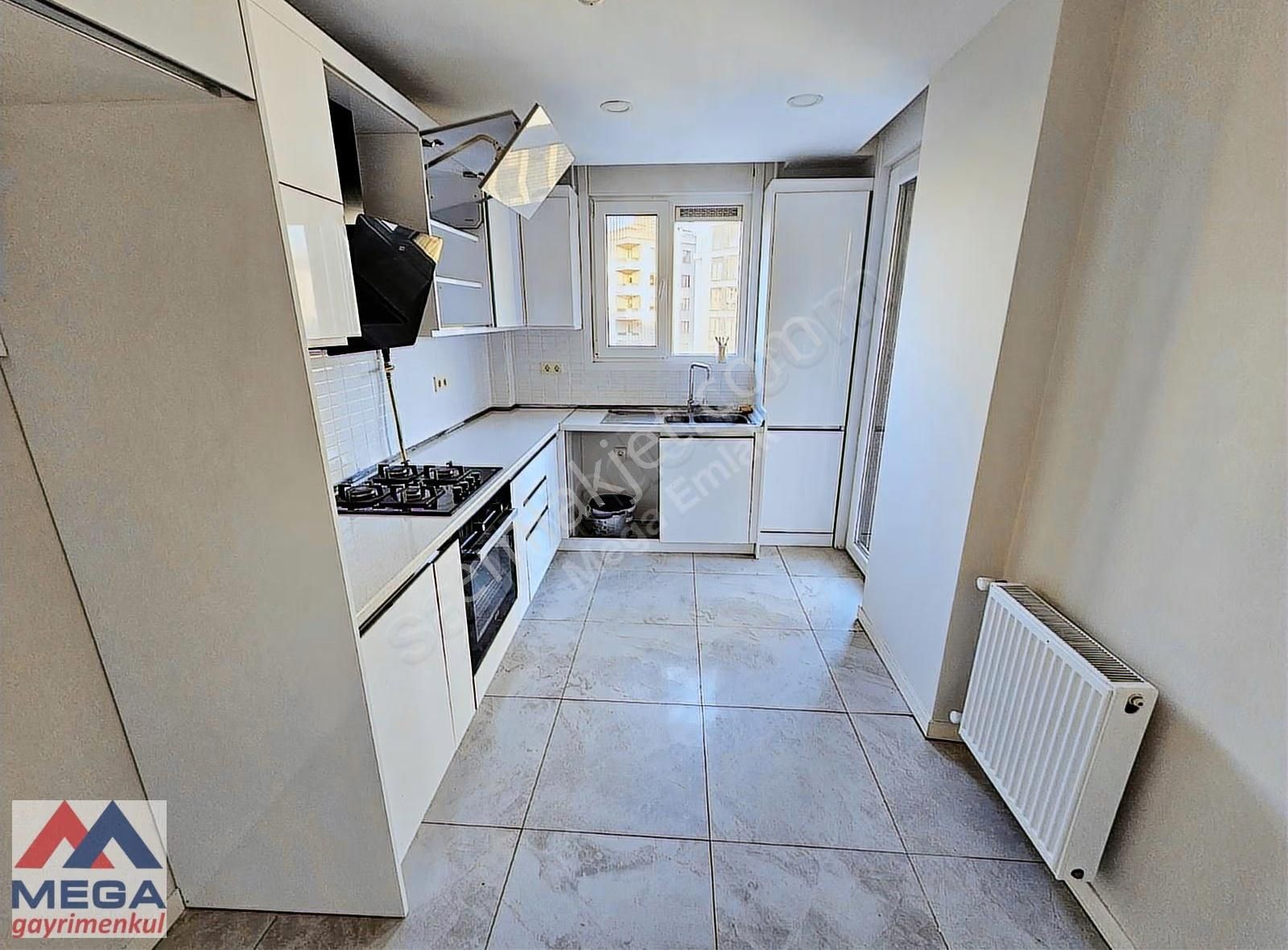 Mega'dan Yetkili Fenerbahçe De 130m2 3+1 Balkonlu Ferah Kiralık - Görsel 28