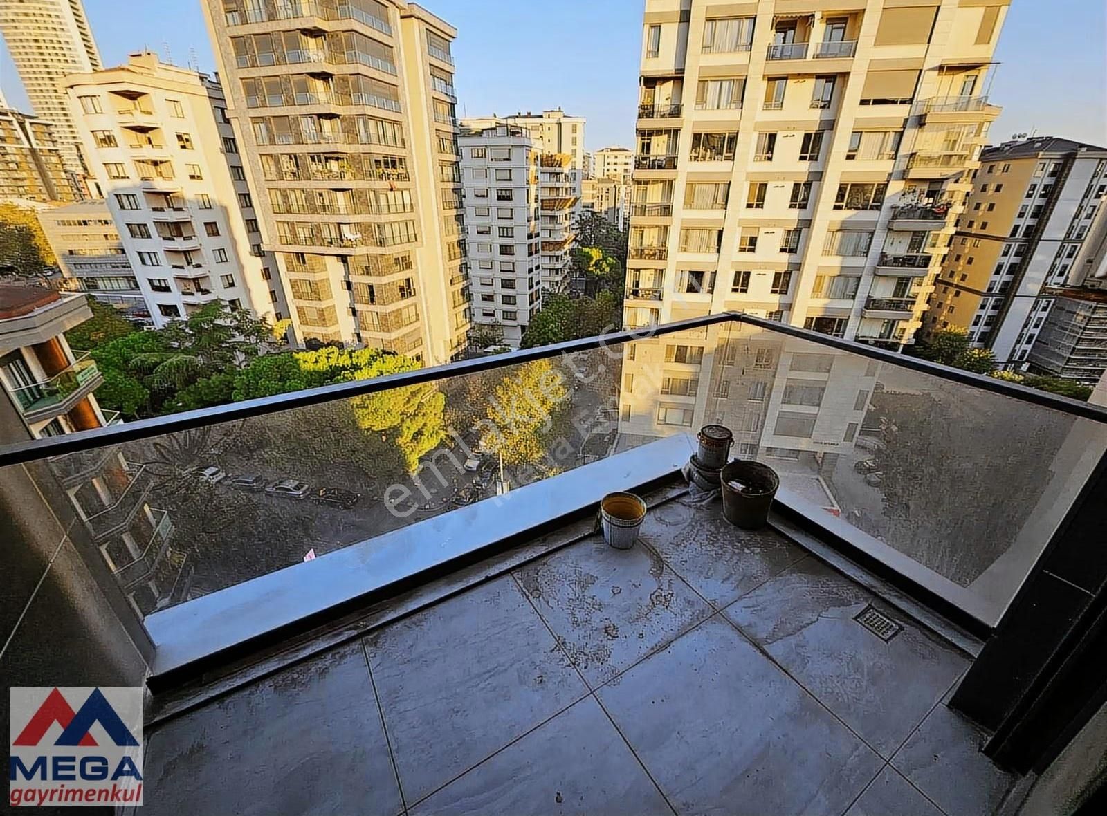 Mega'dan Yetkili Fenerbahçe De 130m2 3+1 Balkonlu Ferah Kiralık - Görsel 9