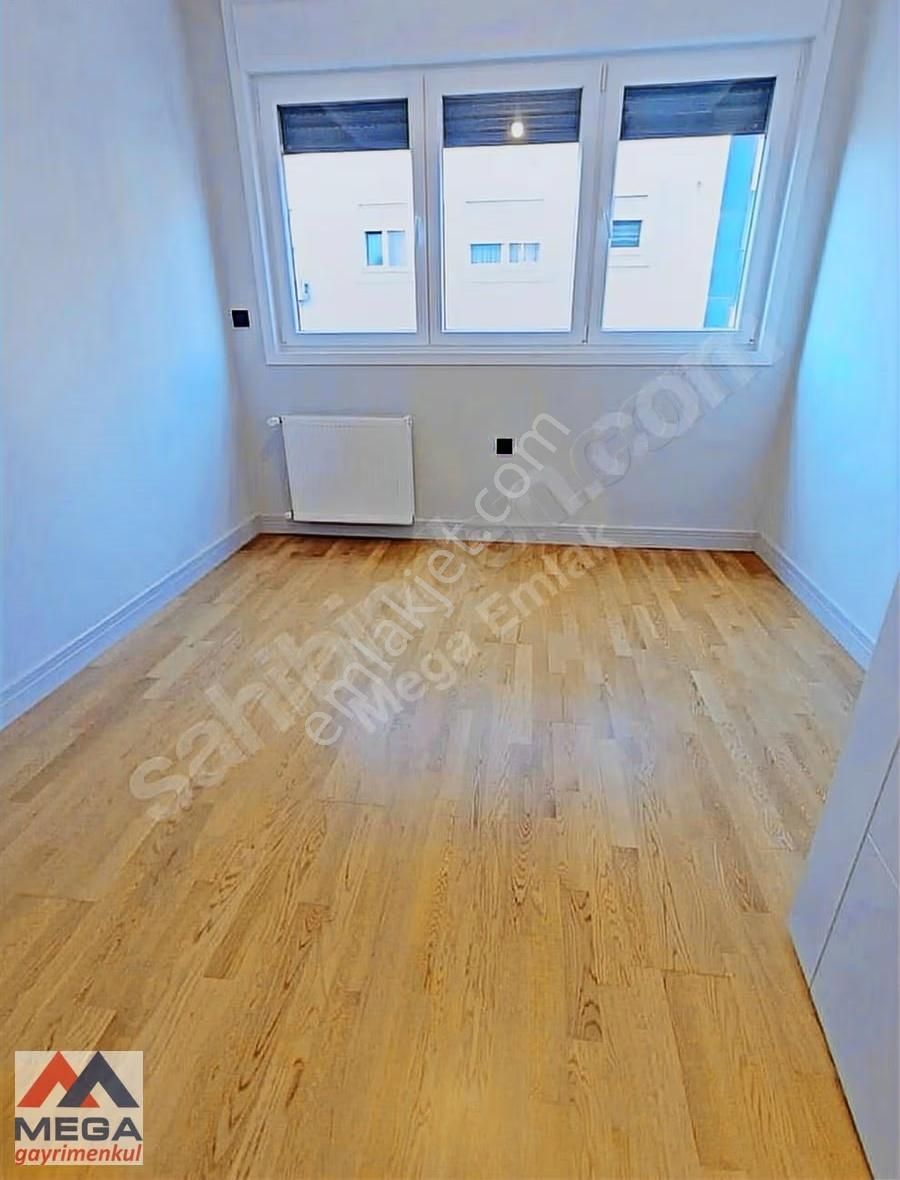 Mega'dan Kalamış'ta Deniz Manzaralı 100 M2 2+1 Eb.banyolu Daire - Görsel 17