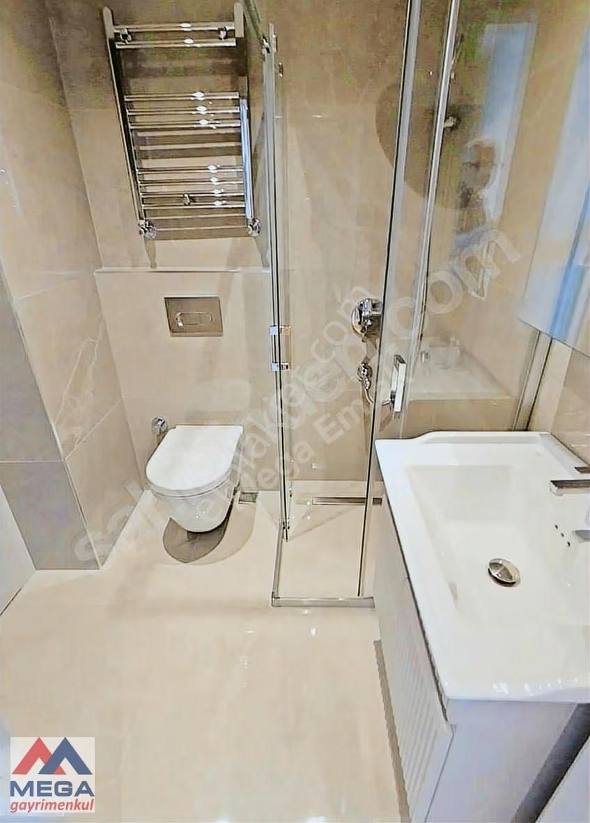 Mega'dan Kalamış'ta Deniz Manzaralı 100 M2 2+1 Eb.banyolu Daire - Görsel 30