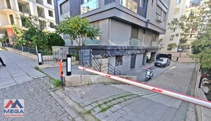 Mega'dan Kalamış'ta Deniz Manzaralı 100 M2 2+1 Eb.banyolu Daire - Görsel 8