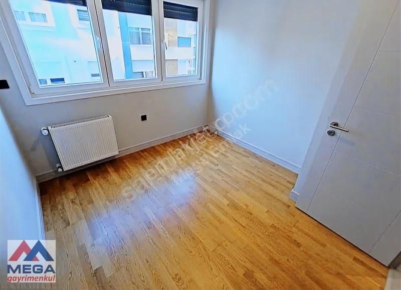 Mega'dan Kalamış'ta Deniz Manzaralı 100 M2 2+1 Eb.banyolu Daire - Görsel 34