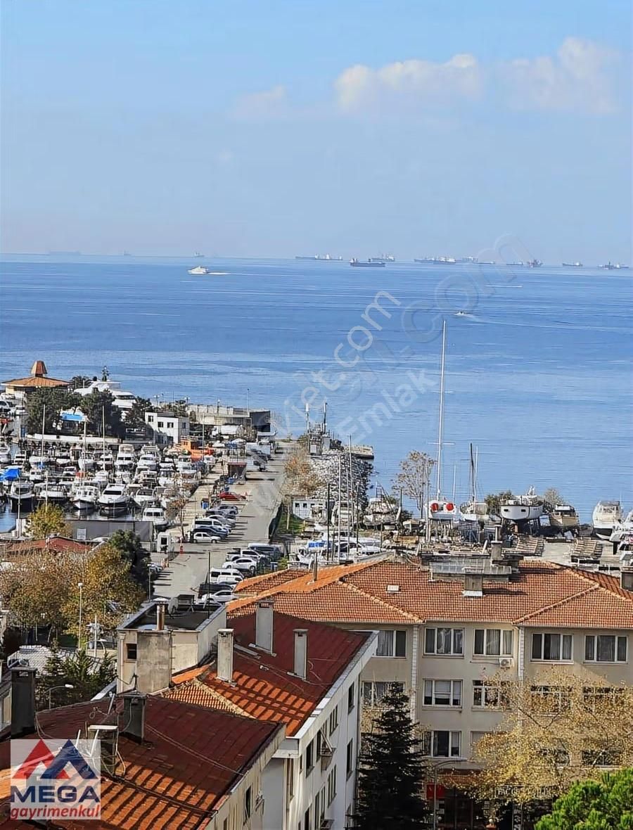 Mega'dan Kalamış'ta Deniz Manzaralı 100 M2 2+1 Eb.banyolu Daire