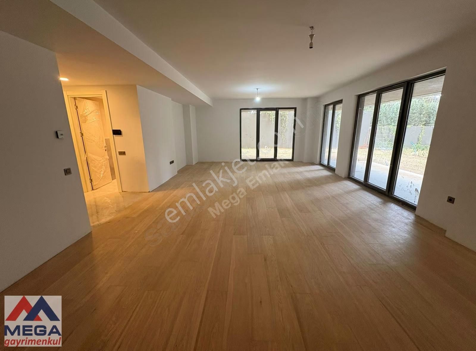 Çengelköy Yüzme Havuzlu Güvenlikli Site Bahçe Dubleksi Sıfır 4+1 - Görsel 10