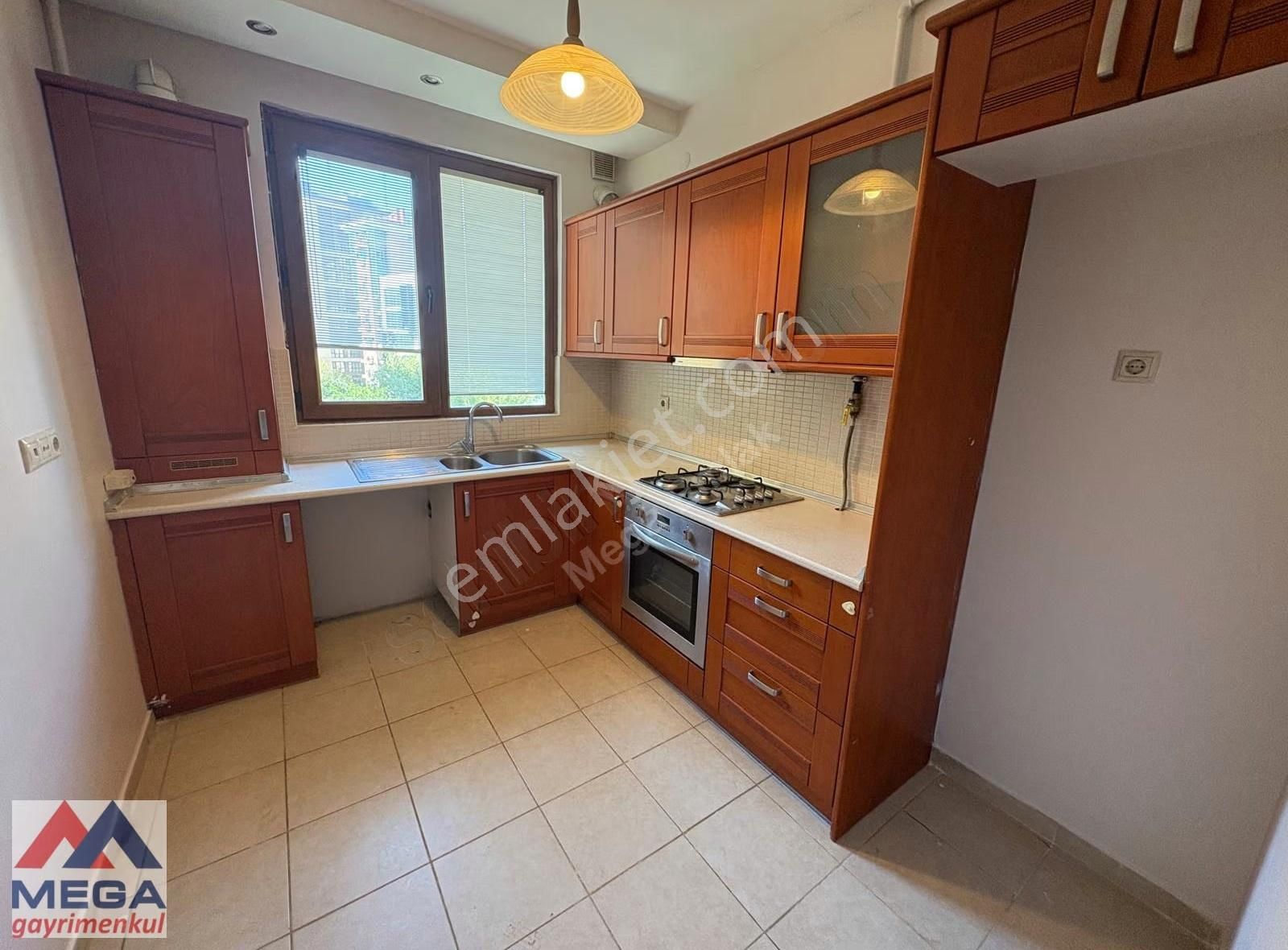 Fenerbahçe Orduevi Caddesi Üzerinde Masrafsız Satılık 3+1 Daire - Görsel 3