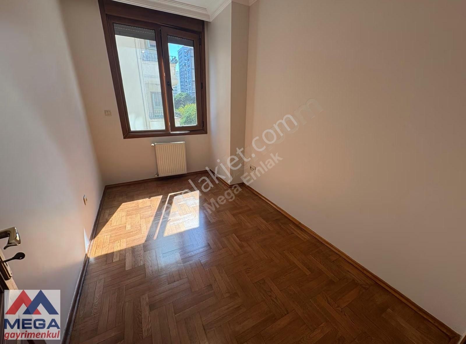 Fenerbahçe Orduevi Caddesi Üzerinde Masrafsız Satılık 3+1 Daire - Görsel 16