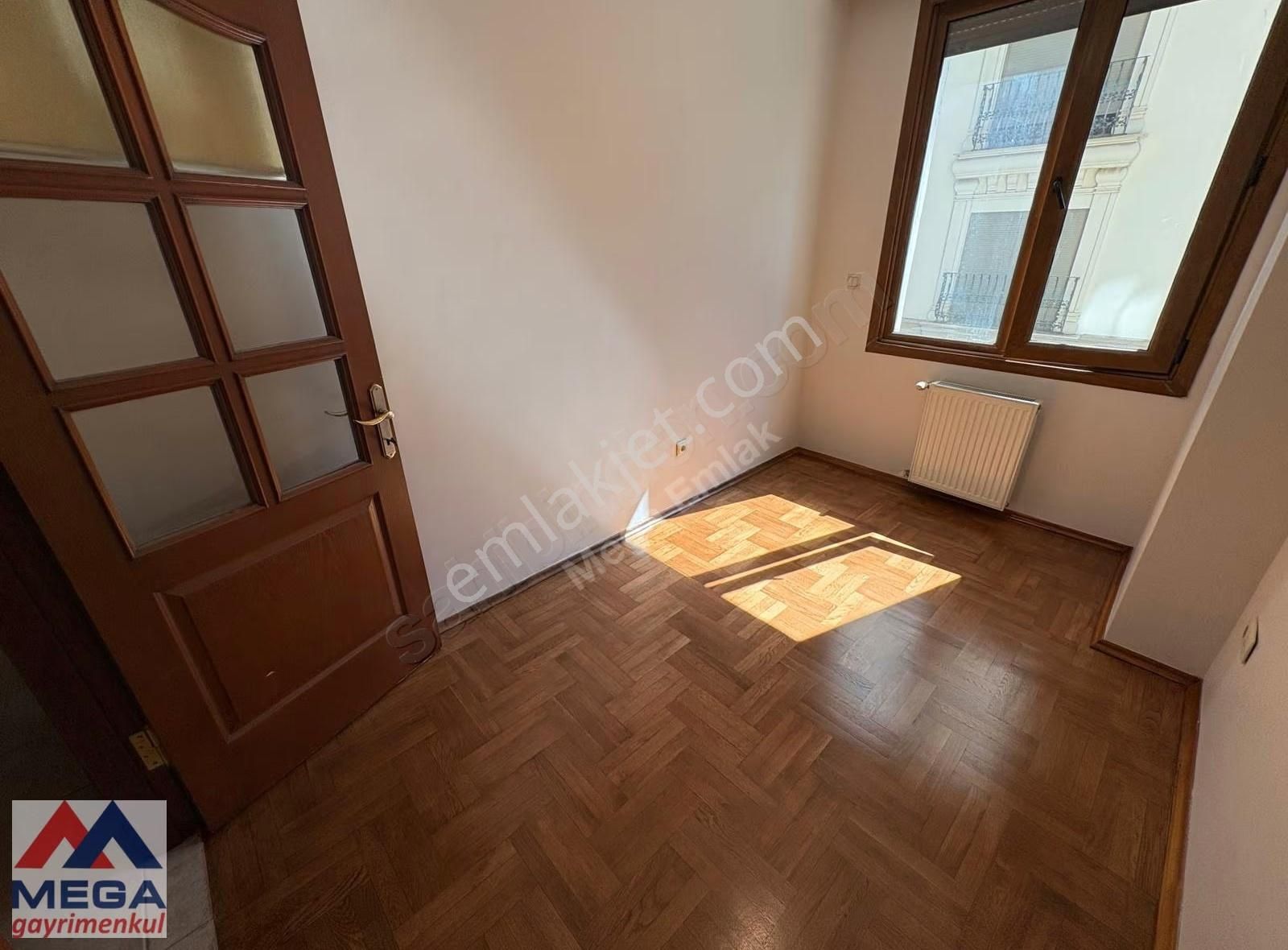 Fenerbahçe Orduevi Caddesi Üzerinde Masrafsız Satılık 3+1 Daire - Görsel 23