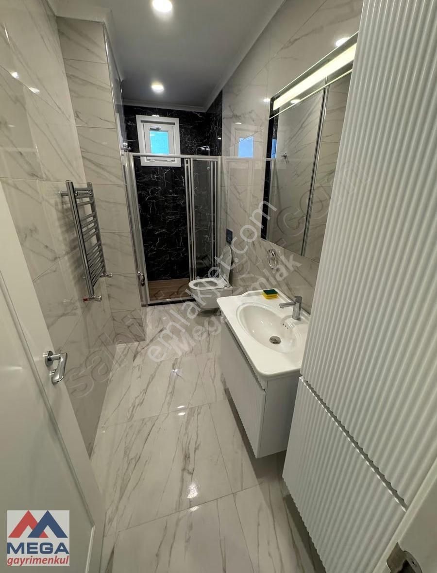 Mega Gayrimenkulden Bostancı Marmaray Yakın 4+1 Daire - Görsel 7