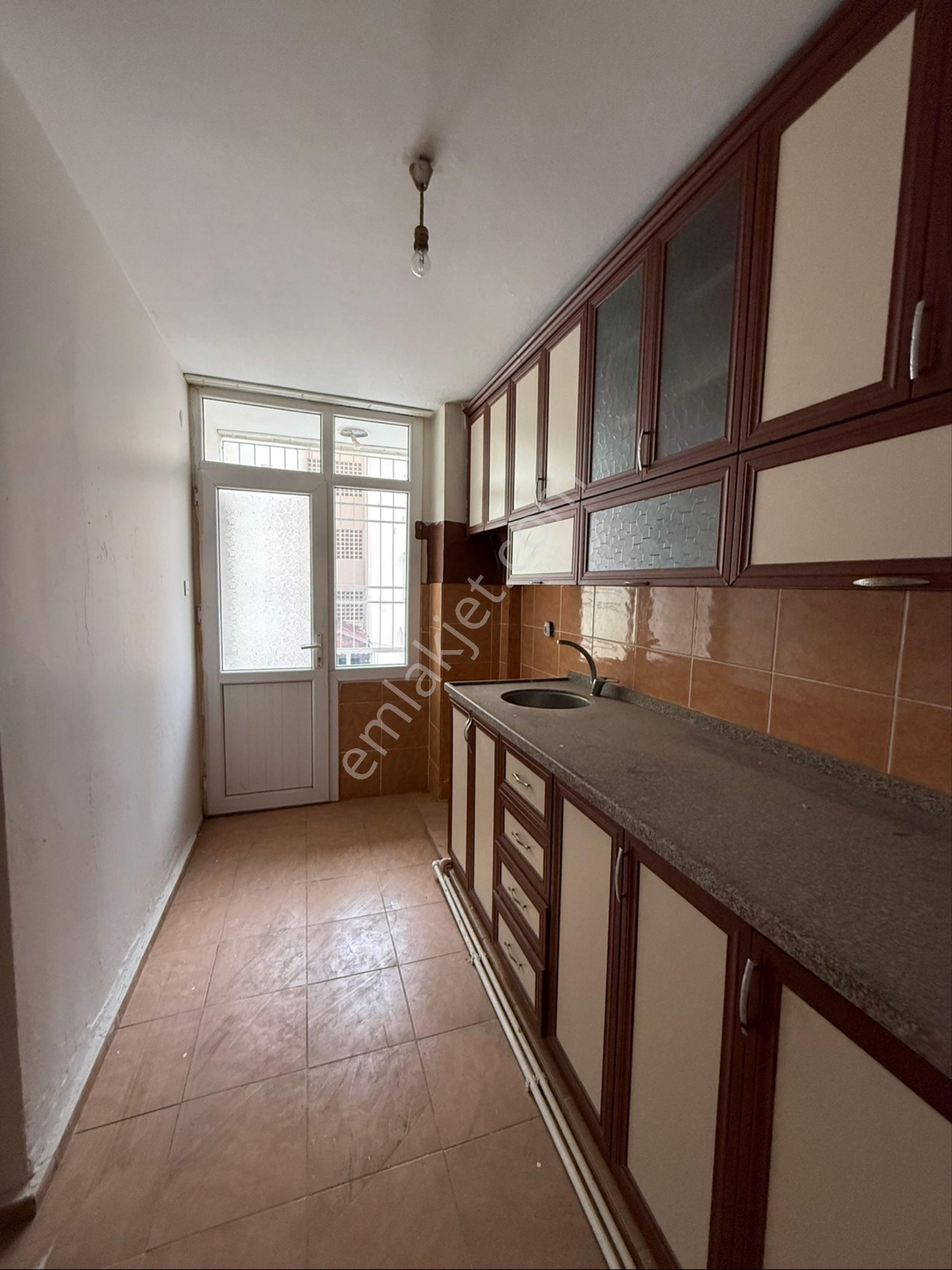 Koza Mahallesi Sabancı Sıtesı’nde Masrafsız Kıralık - Görsel 2