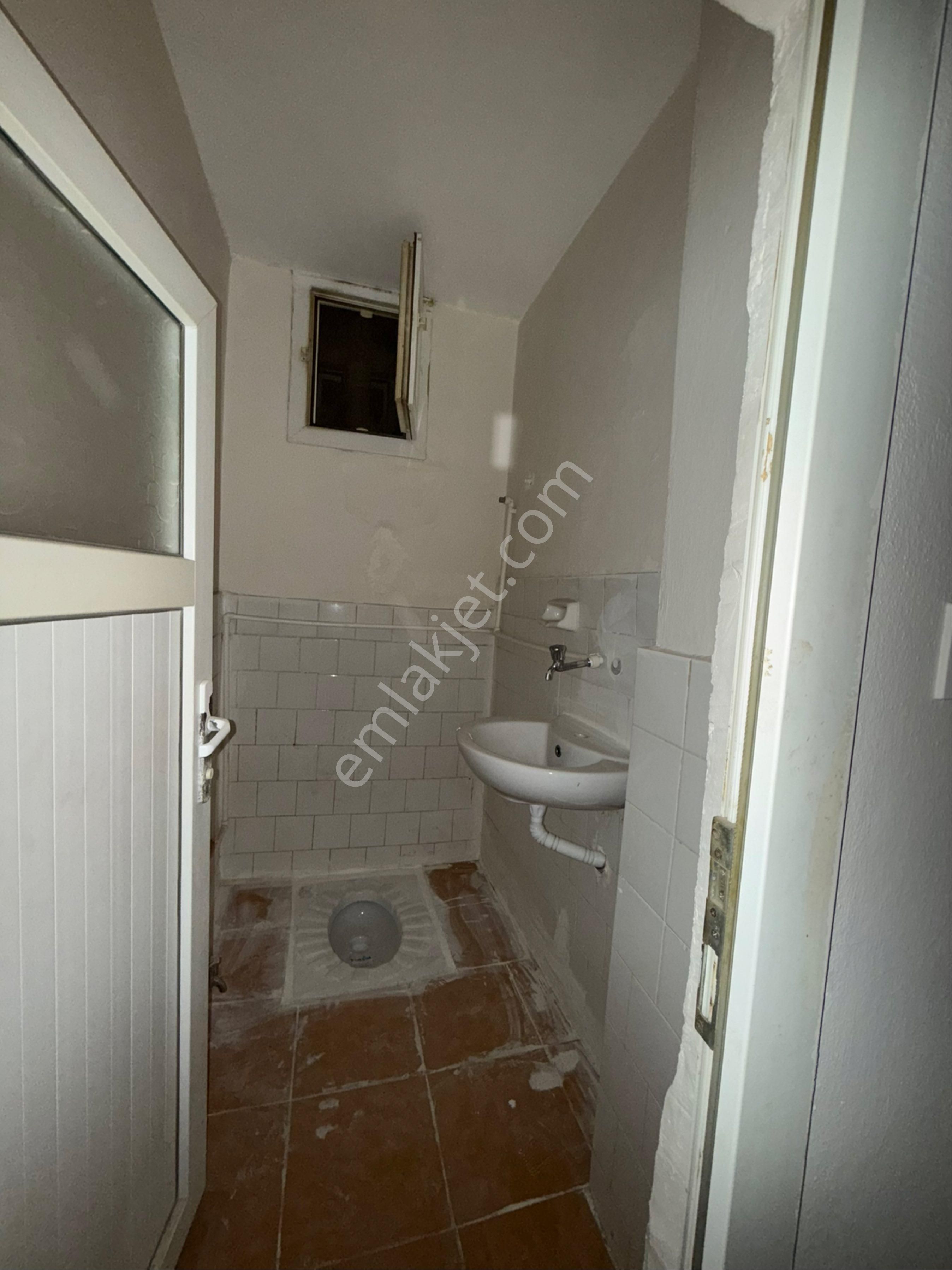 Koza Mahallesi Sabancı Sıtesı’nde Masrafsız Kıralık - Görsel 14