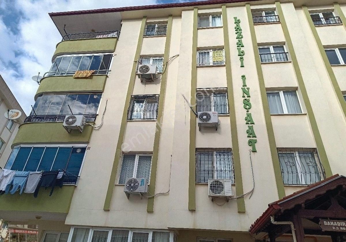 Buket Emlaktan Satılık 2+1 Daire Ara Kat Doğalgazlı Asansörlü