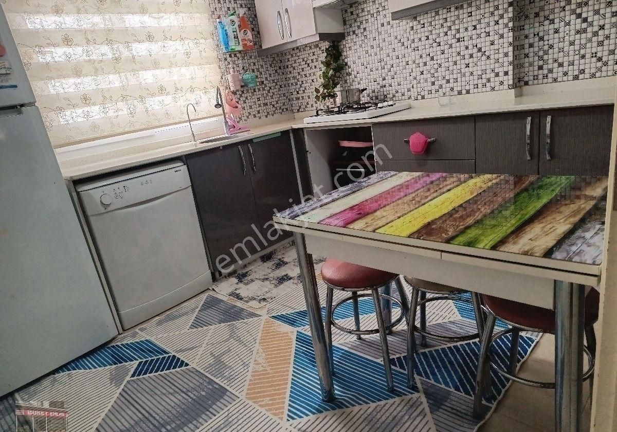 Buket Emlaktan Satılık 2+1 Daire Ara Kat Doğalgazlı Asansörlü - Görsel 2