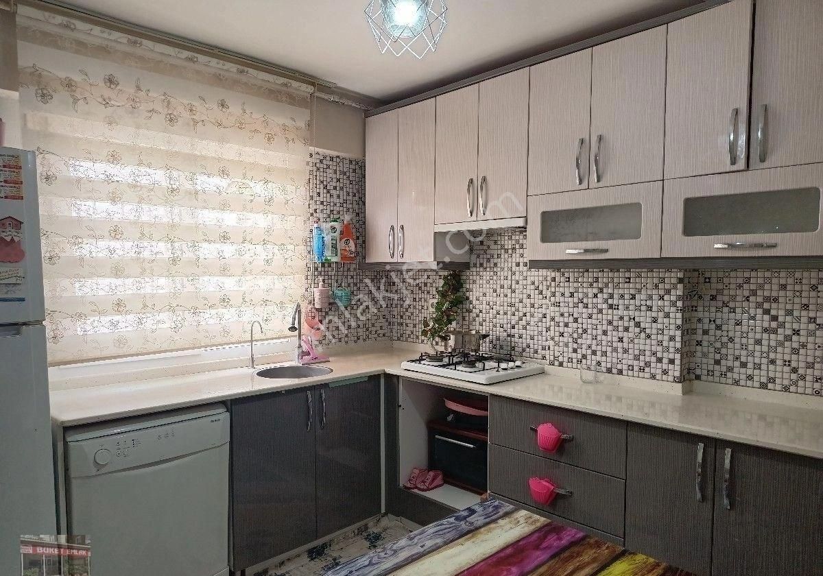 Buket Emlaktan Satılık 2+1 Daire Ara Kat Doğalgazlı Asansörlü - Görsel 13