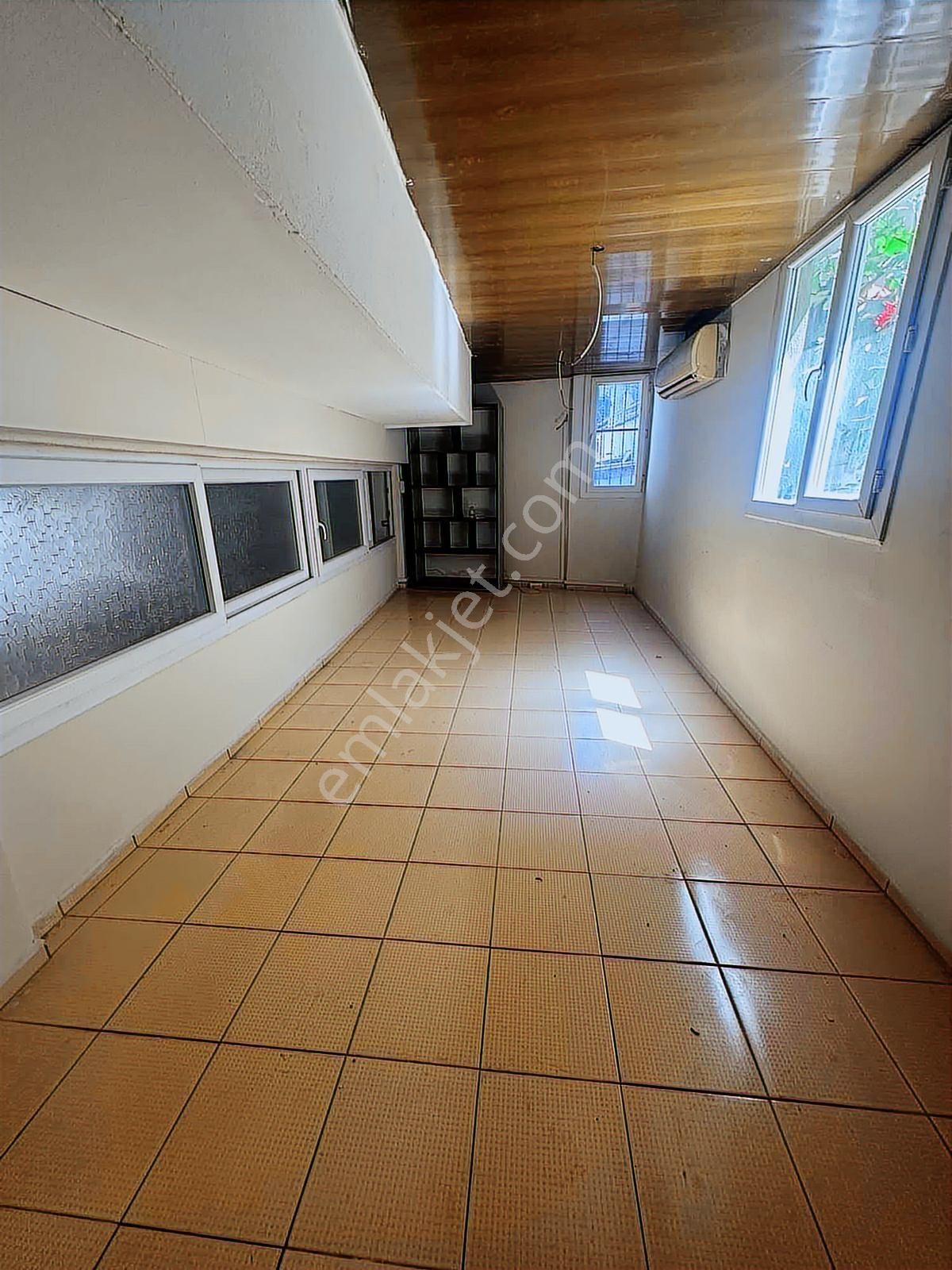 Karabağlar Ana Cadde Yakını 3 Katlı 250 M2 Kiralık Dükkan - Görsel 21