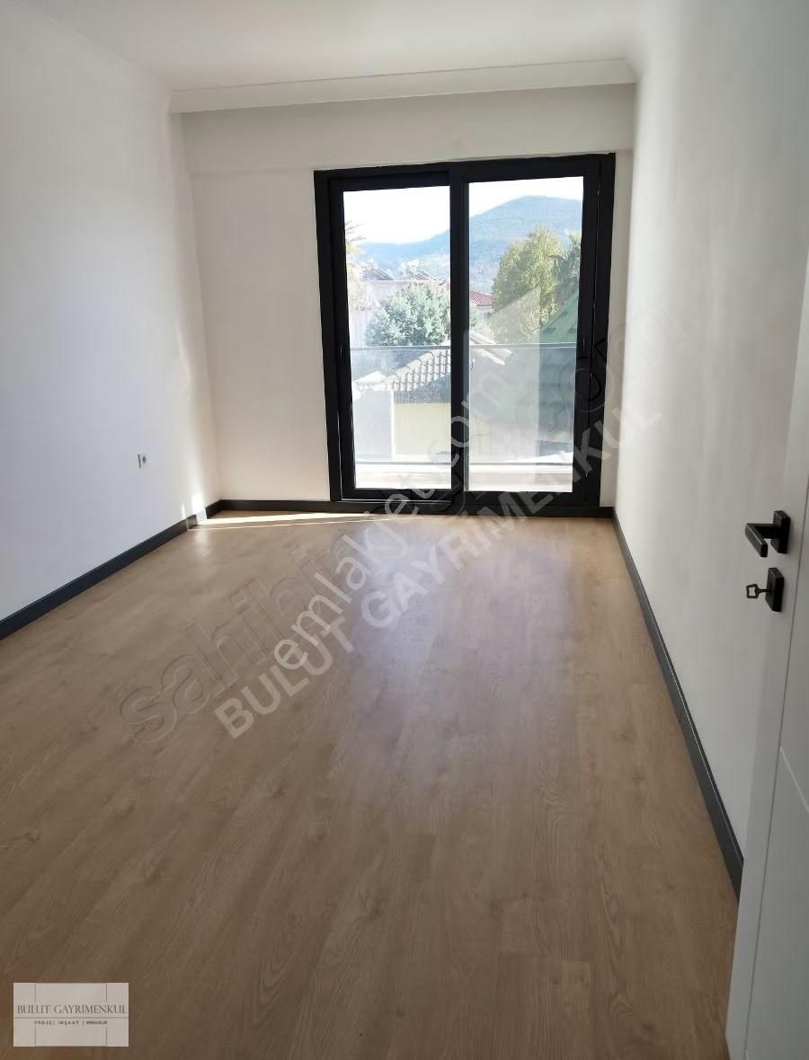 Dalaman Merkezi Konumda Kiralık Ara Kat 2+1 Daire - Görsel 10