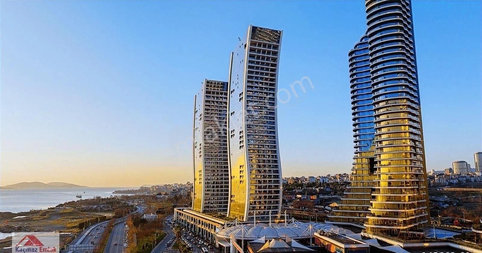İstmarina Satılık 2+1 Full Eşyalı Geniş Teras Deniz Manzaralı