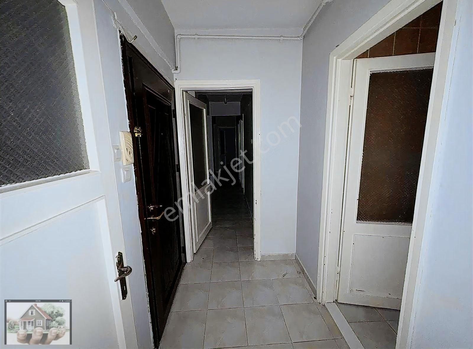 Göztepe Şehir Hastanesi Arkasında 3+1 Kombili Boş Daire - Görsel 2